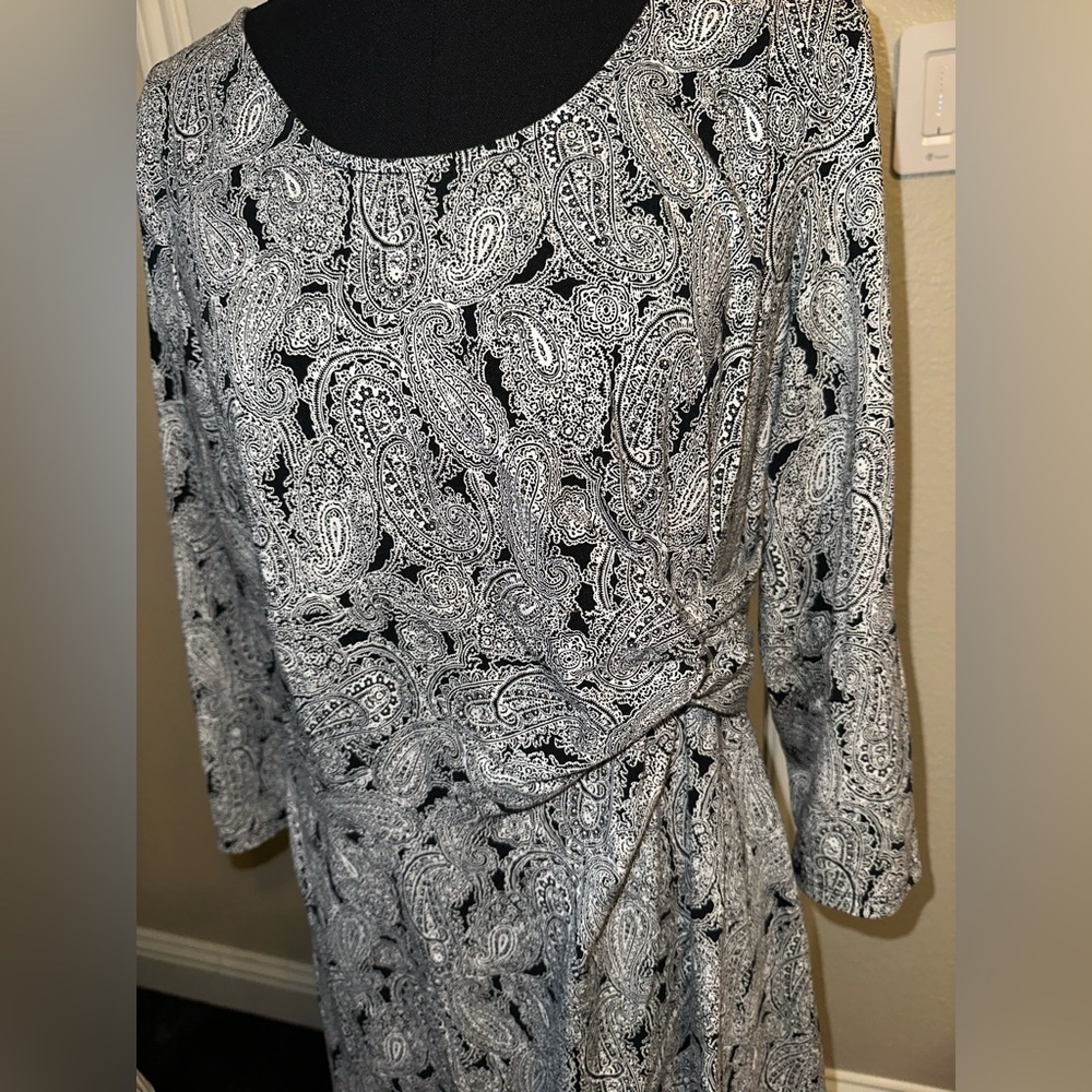 Lands' End Black White Paisley Dress Size L Knee Length 3/4 Sleeve Stretchy - Picture 2 of 7